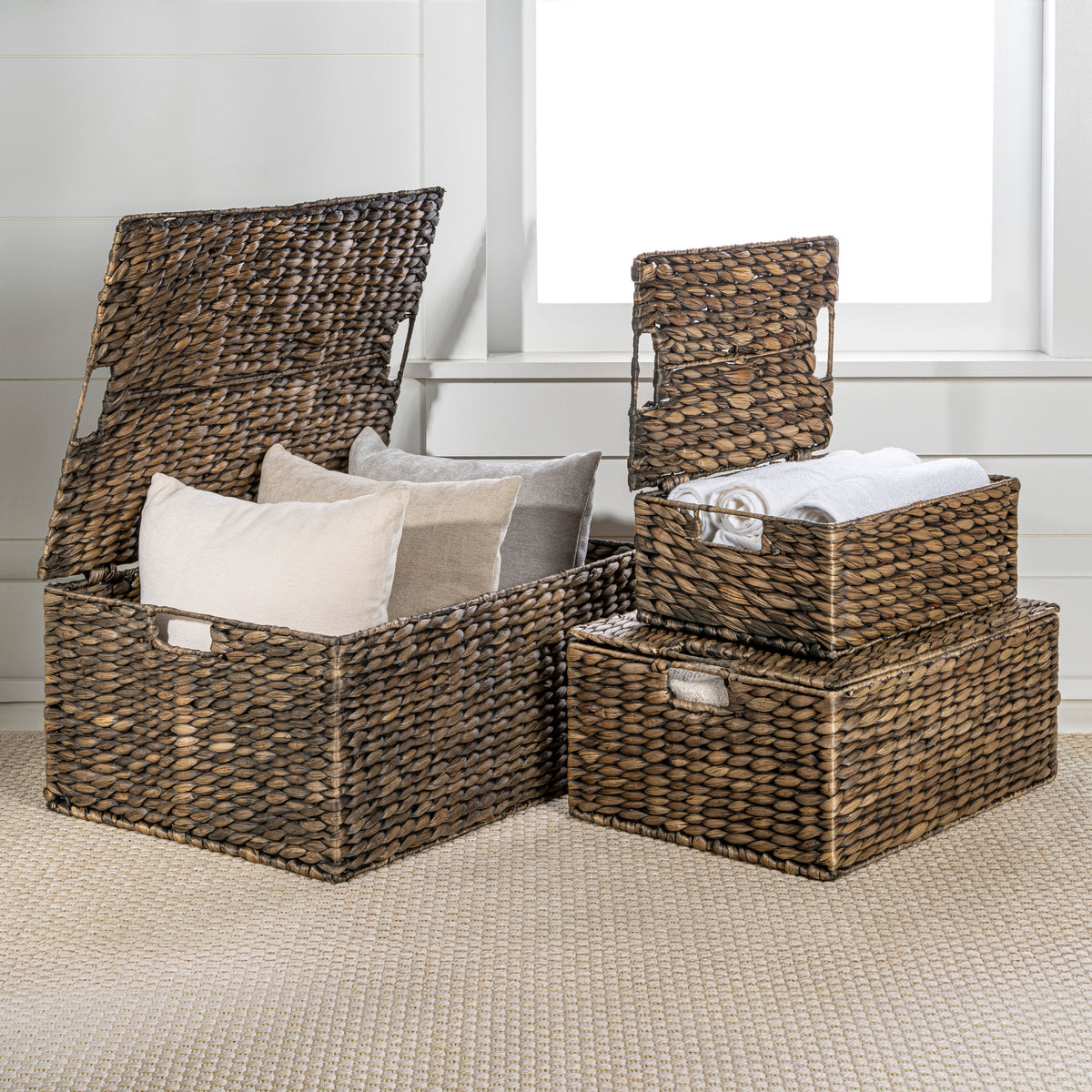 Brooks Classic Farmhouse Woven Hyacinth Rectangular Storage Baskets with Lids and Handles (Set of 3) - Happimess