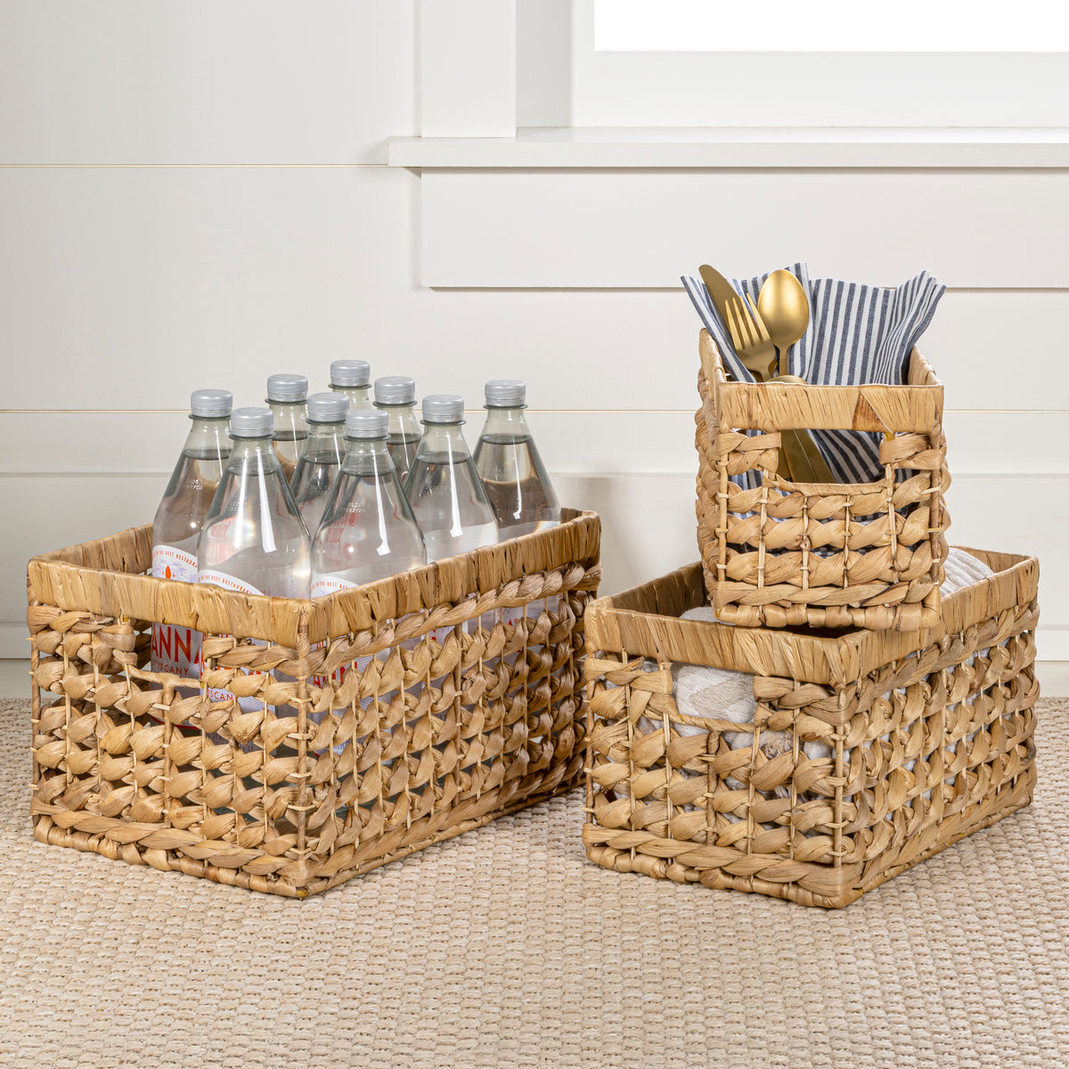 Hayden Bohemian Cottage Handwoven Hyacinth Rectangular Nesting Baskets with Handles (Set of 3) - Happimess