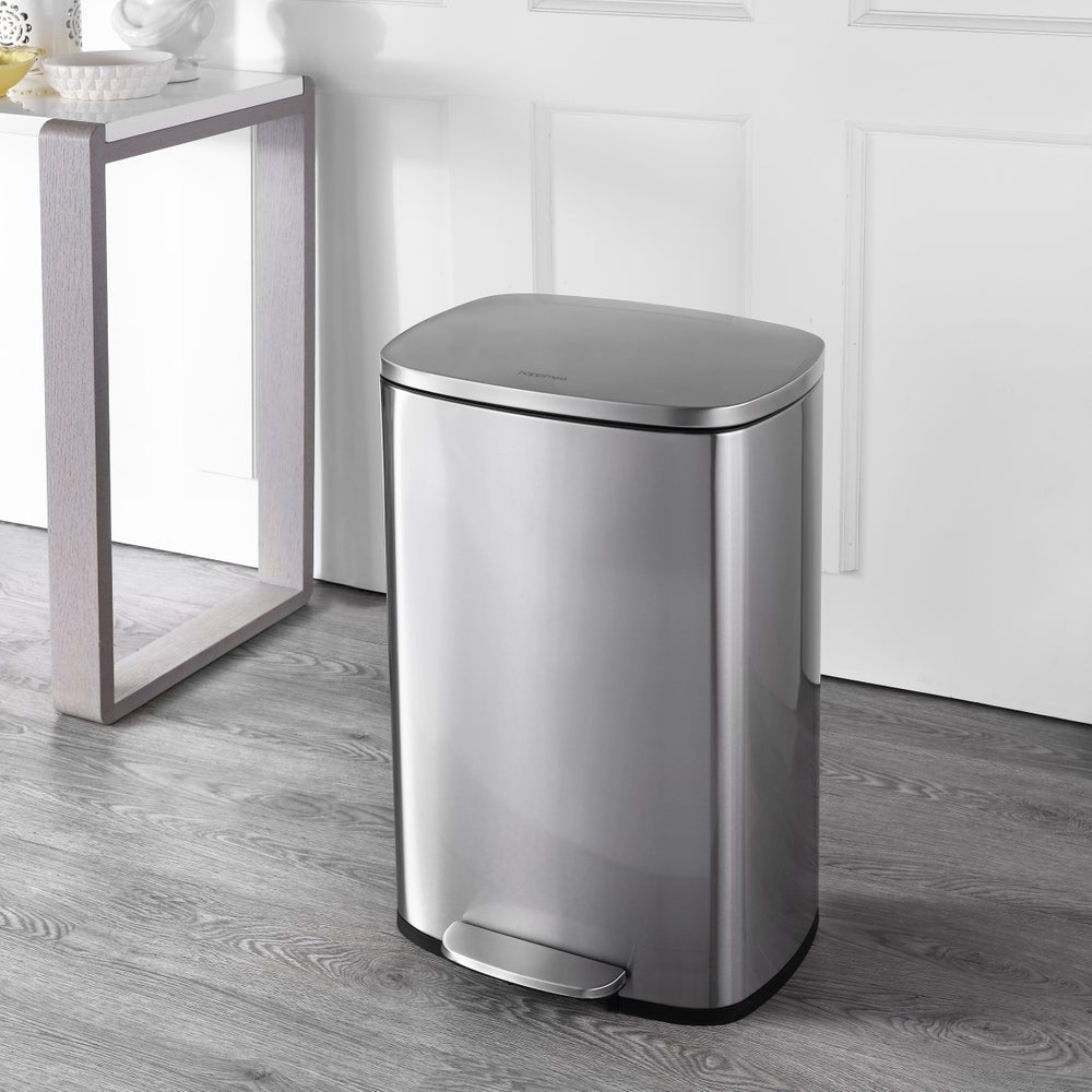 Connor 50 Liter/13 Gallon Trash Can with Free Mini Connor - Happimess