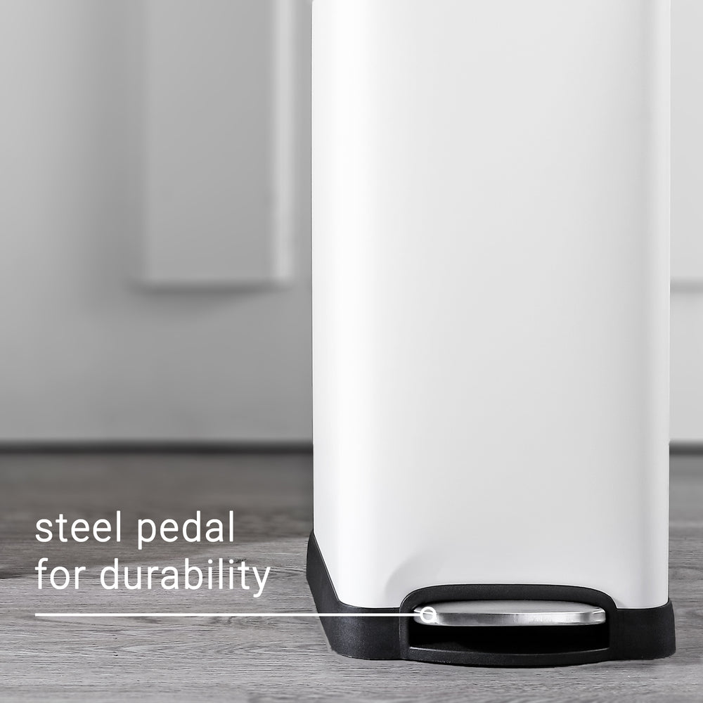 Betty Retro 30 Liters/8 Gallon Trash Can - Happimess