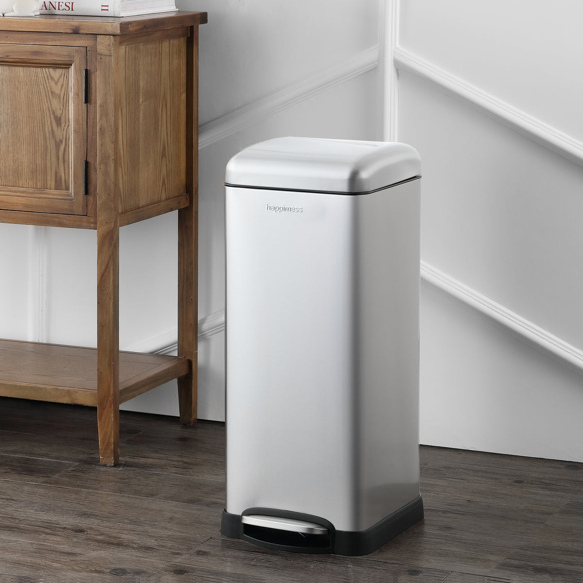Betty Retro 30 Liters/8 Gallon Trash Can - Happimess