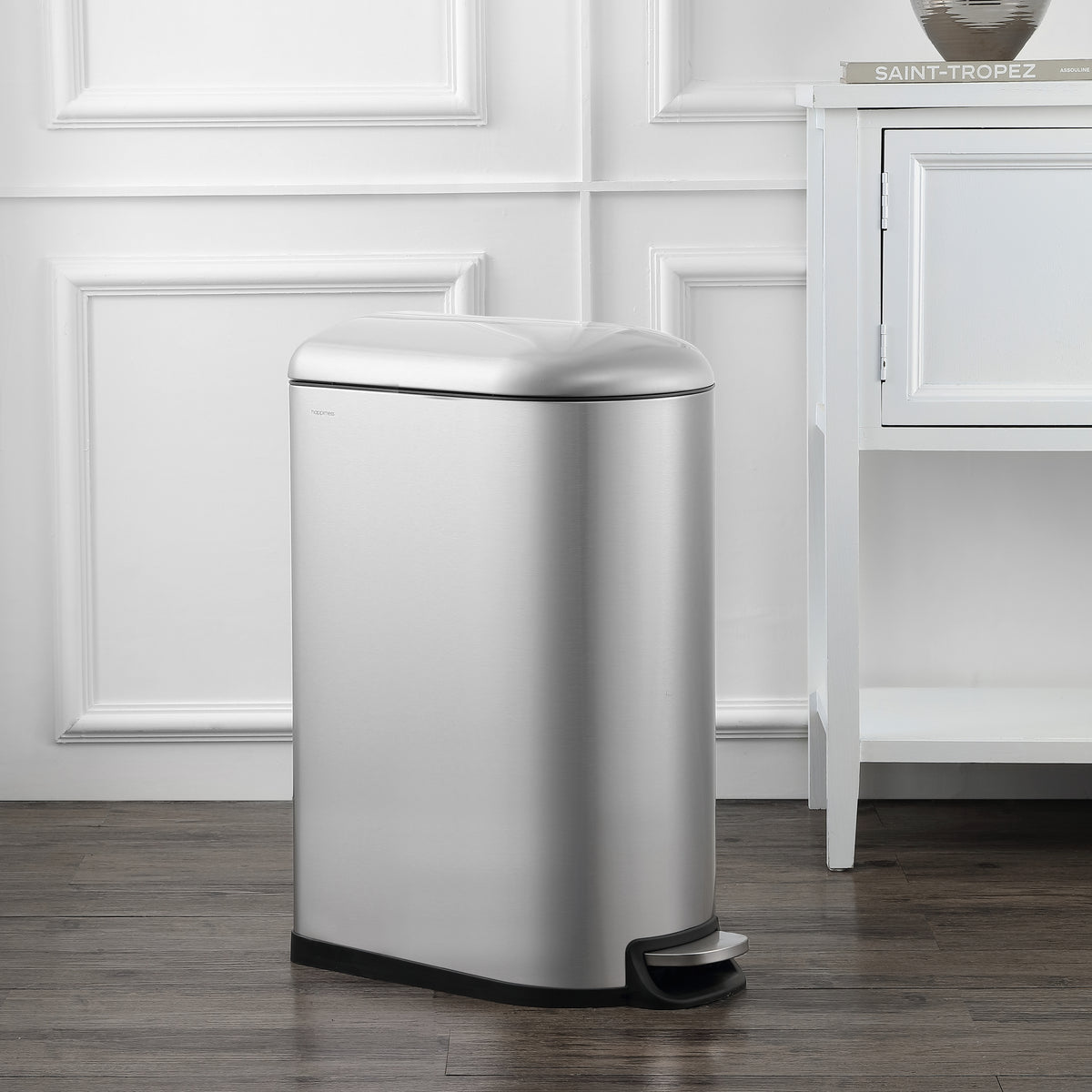 Roland Mini 2.6-Gallon Step-Open Trash Can - Happimess