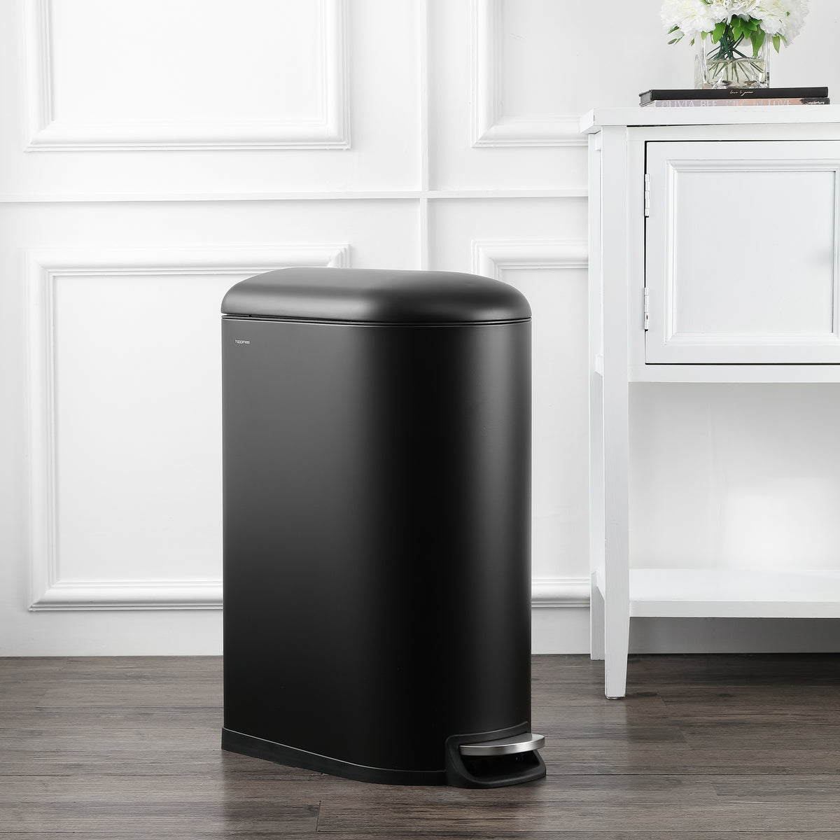 Roland Mini 2.6-Gallon Step-Open Trash Can - Happimess