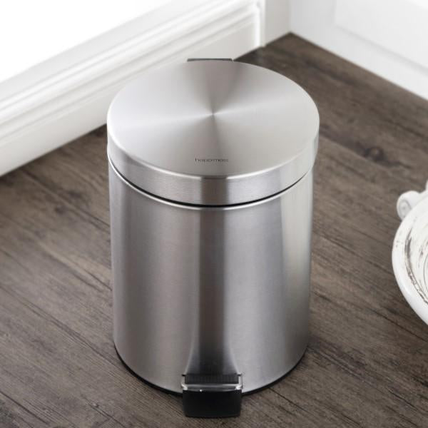 Leo 30 Liters/8 Gallon Trash Can with Free Mini Leo – Happimess